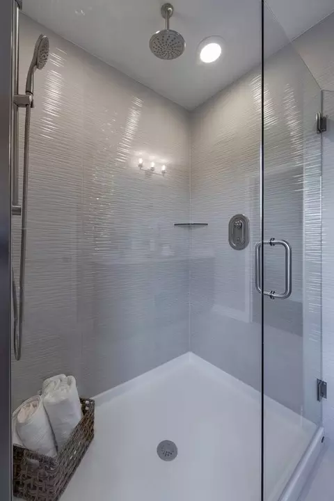 Bath - 1898 Cornell Rd, Saint Cloud, FL 34771 photo 5 of 12