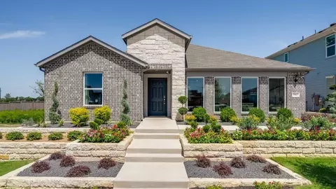 304 Stinchcomb Rd, Hutto, TX 78634