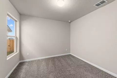 Bedroom - 13506 Playa Ave, Von Ormy, TX 78073 photo 3 of 9