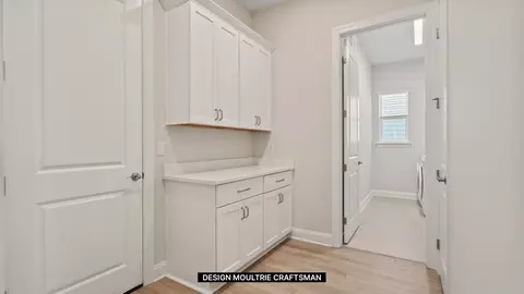 Entry Way - 562 Maralinda Dr, Saint Augustine, FL 32095 photo 3 of 5