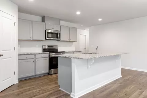 41 Lawbacher Dr, Lillington, NC 27546