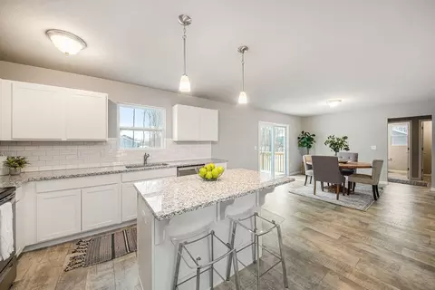 Kitchen - Pileated Ave., Caledonia, MI 49316 photo 3 of 7