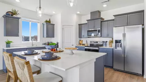 Kitchen - 6415 Polar Dr, Pasco, WA 99301 photo 5 of 8