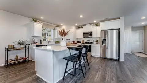 Kitchen - 6415 Polar Dr, Pasco, WA 99301 photo 1 of 8