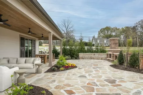 Exterior - 8244 Bell Mill Rd, Ooltewah, TN 37363 photo 9 of 10
