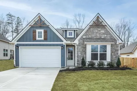 Exterior - 8244 Bell Mill Rd, Ooltewah, TN 37363 photo 5 of 10