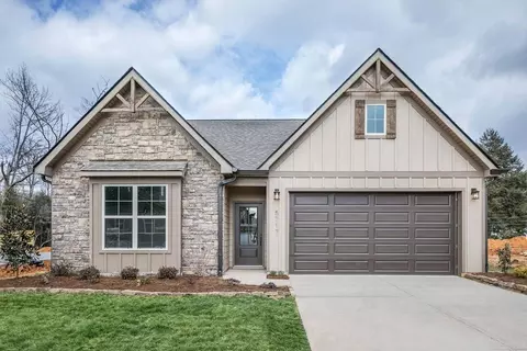 Exterior - 8244 Bell Mill Rd, Ooltewah, TN 37363 photo 3 of 10