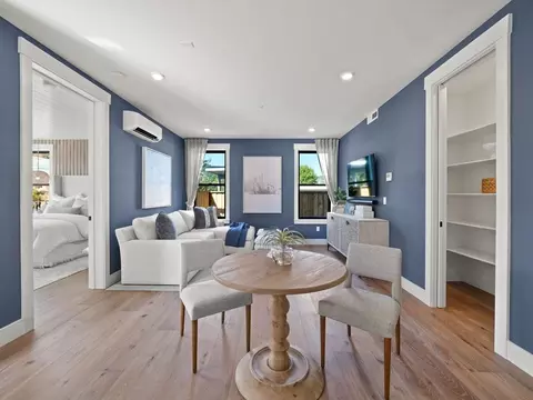 Living - 7 Erin Dr, San Rafael, CA 94903 photo 2 of 2