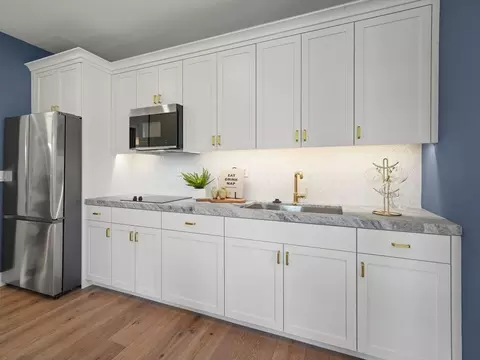 Kitchen - 7 Erin Dr, San Rafael, CA 94903 photo 4 of 4