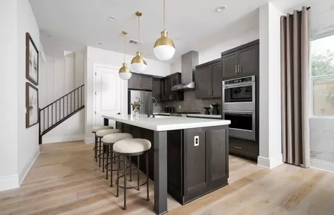 Kitchen - 664 Gadwall, Irvine, CA 92618 photo 2 of 5