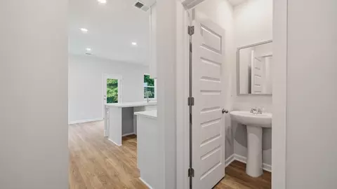 Entry Way - 467 Tate St, Monroe, GA 30655 photo 3 of 3