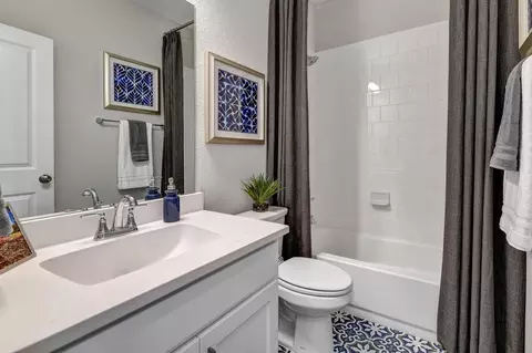 Bath - 4801 Triadic Ln, Prosper, TX 75078 photo 4 of 12