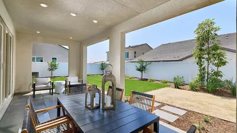 Exterior - 5548 Dora Way, Oceanside, CA 92057 photo 5 of 9