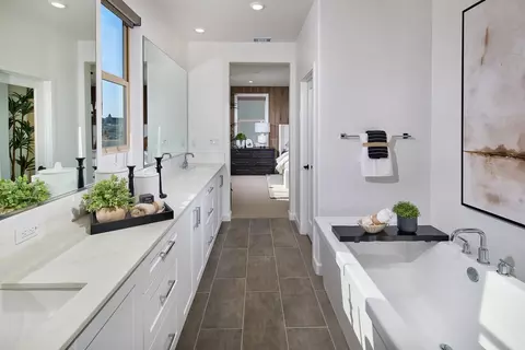 Bath - 5548 Dora Way, Oceanside, CA 92057 photo 1 of 7