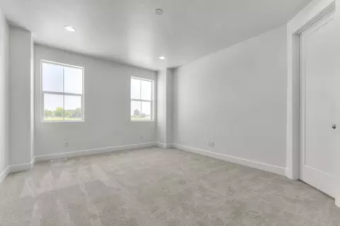 Bedroom - 2385 S 1230 W, Syracuse, UT 84075 photo 3 of 3