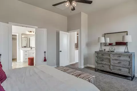 Bedroom - 16140 Tall Grass Dr, Moore, OK 73170 photo 5 of 7