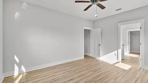 Bedroom - 5277 Lemay Cir, Crestview, FL 32539 photo 1 of 19