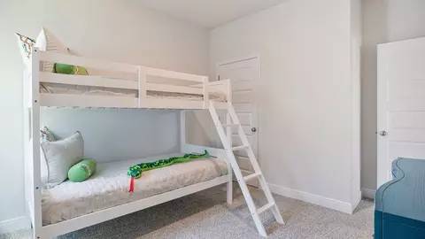 Bedroom - 5277 Lemay Cir, Crestview, FL 32539 photo 16 of 19