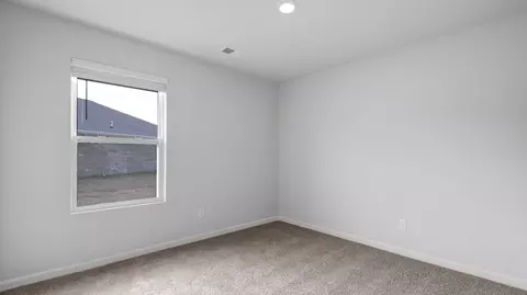 Bedroom - 90 Pine St, Byhalia, MS 38611 photo 4 of 10