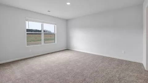 Bedroom - 90 Pine St, Byhalia, MS 38611 photo 1 of 10