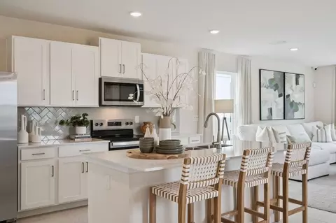 Kitchen - 5026 Orinoco Ln, Saint Cloud, FL 34771 photo 1 of 5