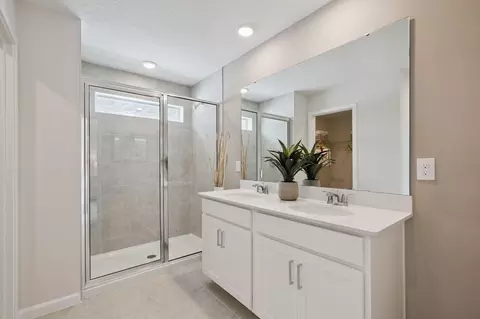 Bath - 5026 Orinoco Ln, Saint Cloud, FL 34771 photo 2 of 4