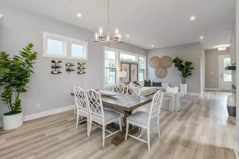 Dining - 105 Encore Park Bnd, Powell, OH 43065 photo 1 of 6