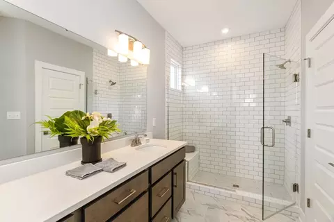 Bath - 105 Encore Park Bnd, Powell, OH 43065 photo 1 of 7