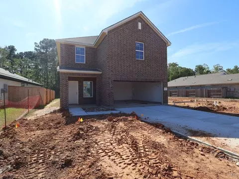 652 Falling Cave Dr, Willis, TX 77378