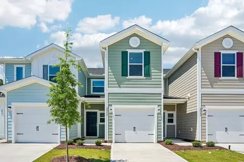 2044 Oakdale Dr, Durham, NC 27703