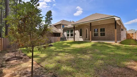 Exterior - 506 Cotton Patch Dr, Willis, TX 77318 photo 4 of 9