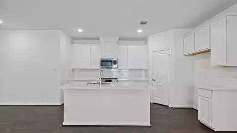 Kitchen - 506 Cotton Patch Dr, Willis, TX 77318 photo 1 of 5