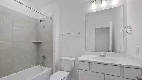 Bath - 506 Cotton Patch Dr, Willis, TX 77318 photo 1 of 8