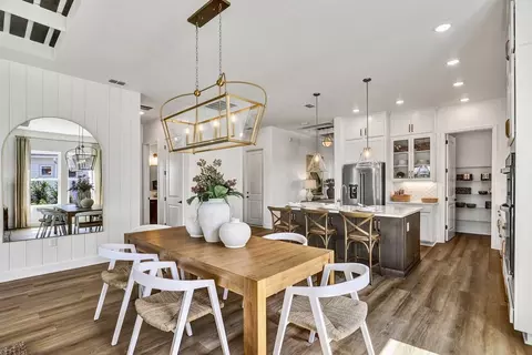 Dining - 636 Knotted Birch Ave, Saint Augustine, FL 32092 photo 4 of 6