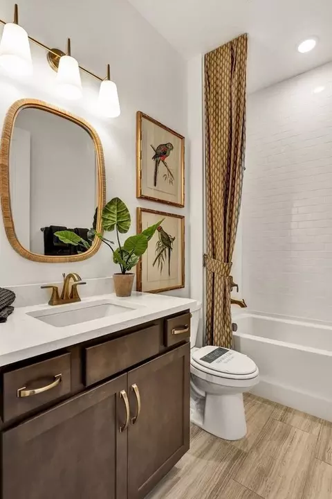 Bath - 636 Knotted Birch Ave, Saint Augustine, FL 32092 photo 2 of 5