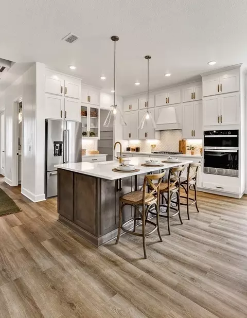 Kitchen - 636 Knotted Birch Ave, Saint Augustine, FL 32092 photo 2 of 6