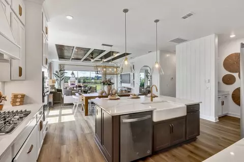 Kitchen - 636 Knotted Birch Ave, Saint Augustine, FL 32092 photo 3 of 6