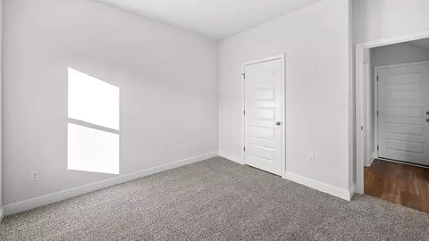 Bedroom - 5639 Thatcher Rd, Crestview, FL 32539 photo 2 of 25
