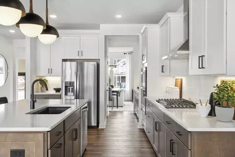Kitchen - 12861 Weber Ln, Rogers, MN 55374 photo 5 of 6