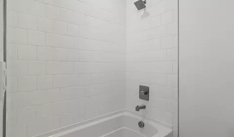 Bath - 758 E Lorca St, Mountain House, CA 95391 photo 4 of 6