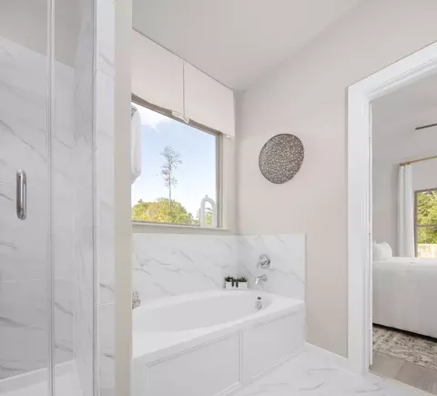 Bath - 12048 Moonlight Path Dr, Conroe, TX 77304 photo 4 of 4