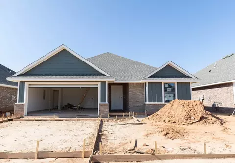 12324 SW 32nd St, Yukon, OK 73099