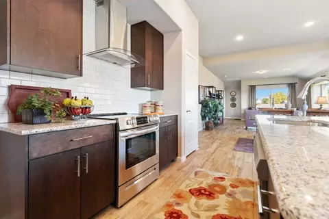 Kitchen - 112 Sweetwater Dr, Commerce, TX 75428 photo 5 of 5