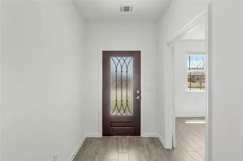 Entry Way - 112 Sweetwater Dr, Commerce, TX 75428 photo 1 of 5