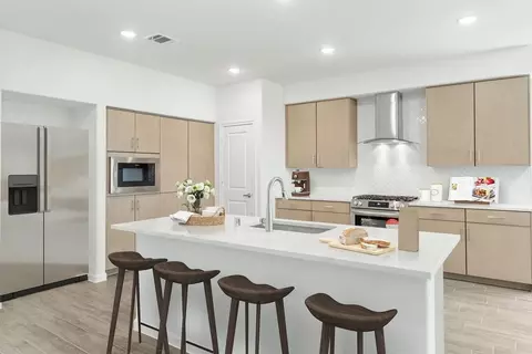 Kitchen - 112 Sweetwater Dr, Commerce, TX 75428 photo 3 of 5