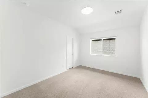 Bedroom - 112 Sweetwater Dr, Commerce, TX 75428 photo 9 of 11