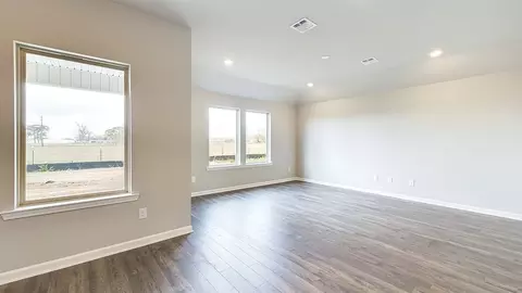 Living - 114 Esson Dr, Maurice, LA 70555 photo 2 of 6