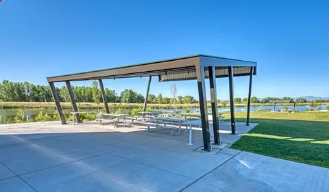 Exterior - 5566 Tamarack Ave, Longmont, CO 80504 photo 8 of 9