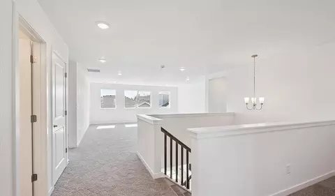 Entry Way - 5566 Tamarack Ave, Longmont, CO 80504 photo 1 of 2
