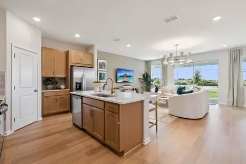 Kitchen - 5090 Salado Dr, Saint Cloud, FL 34771 photo 2 of 3